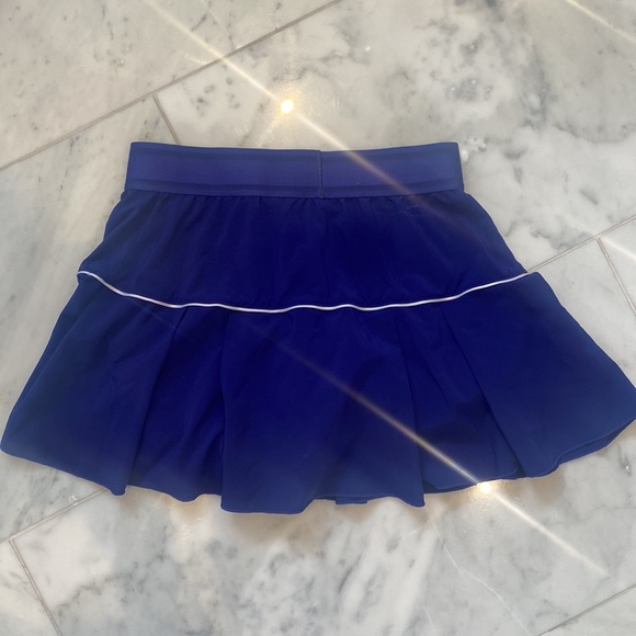 Nike tennis skirt - Picture 2 of 2
